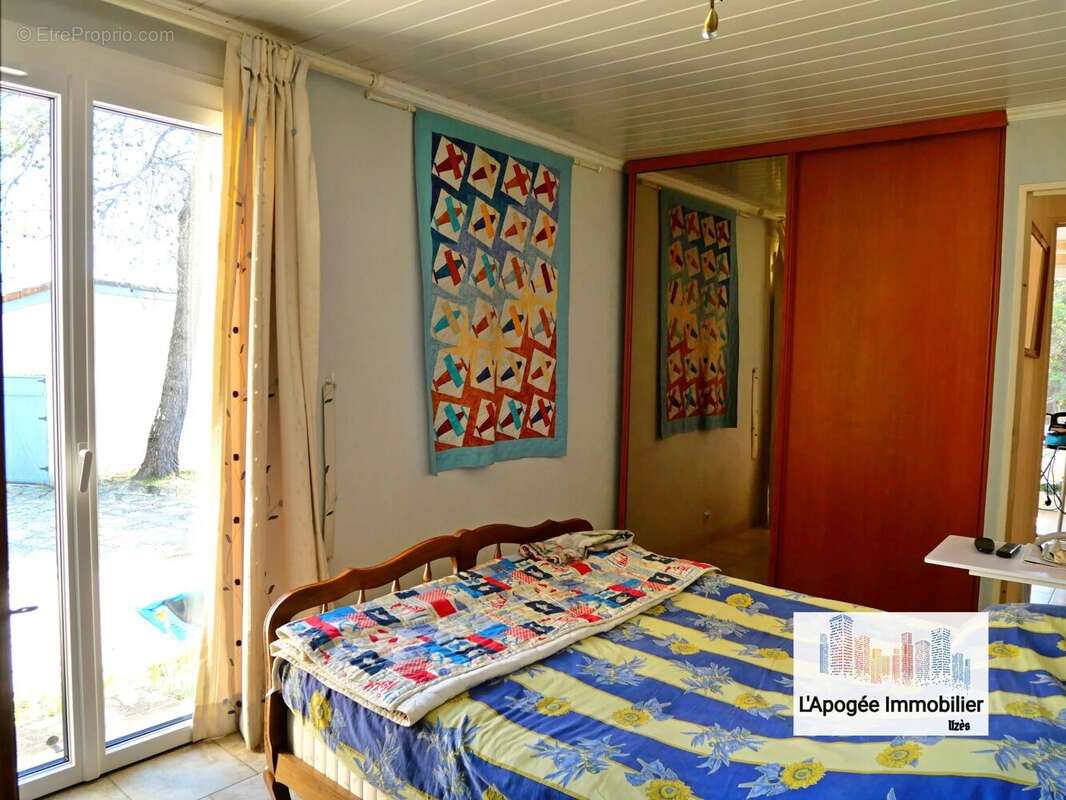 Maison à SAINT-JUST-ET-VACQUIERES