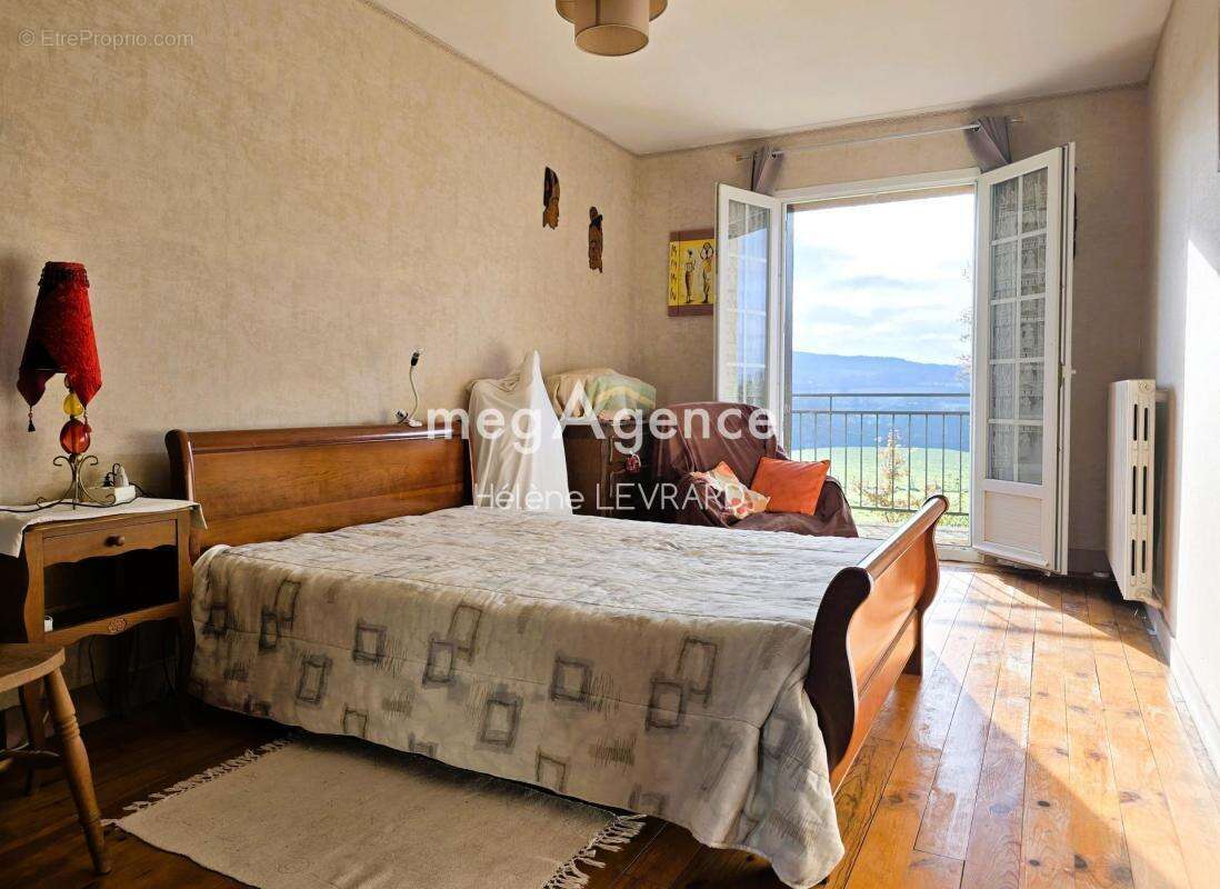 Maison à SILLE-LE-GUILLAUME