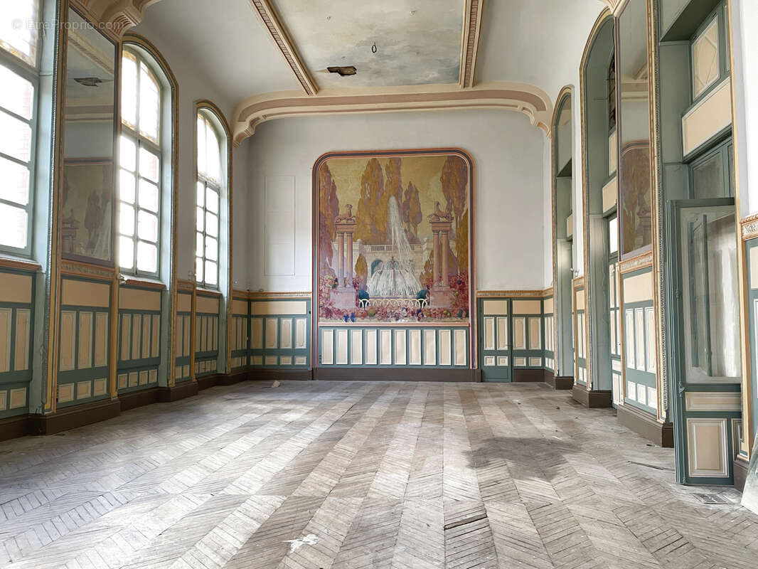 Autre à VICHY