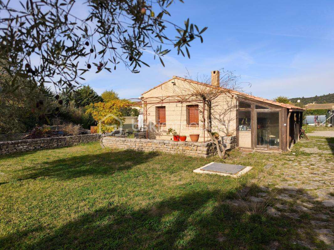 Maison à VINON-SUR-VERDON