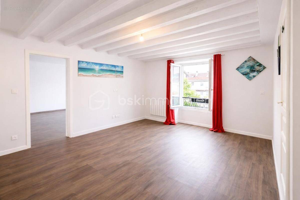 Appartement à TOURNAN-EN-BRIE