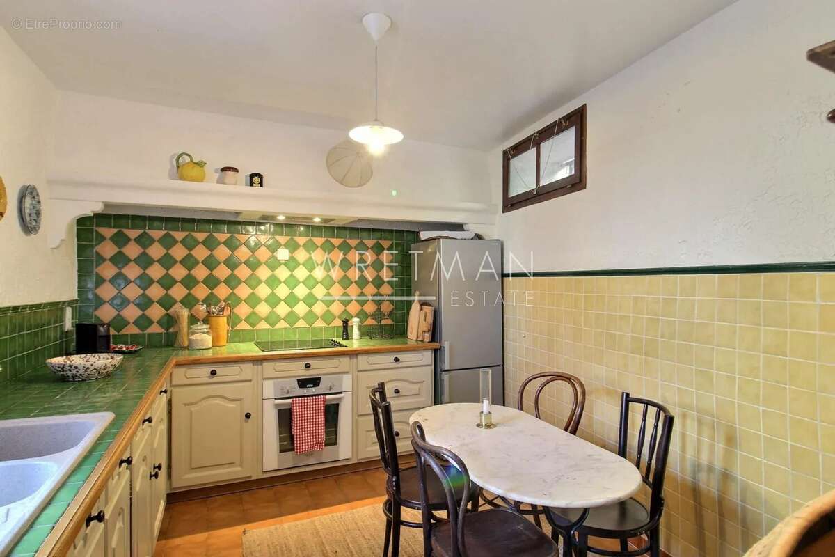 Maison à FAYENCE