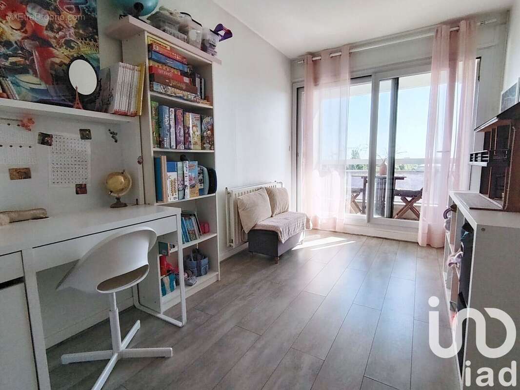 Photo 7 - Appartement à ELANCOURT