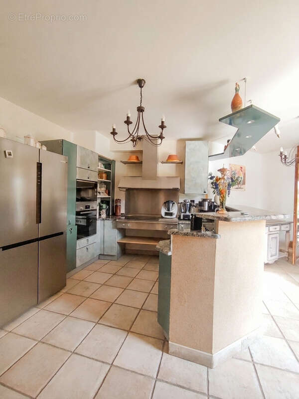 Maison 225 m² à Saint-Alyre-D'arlanc  - photo 7