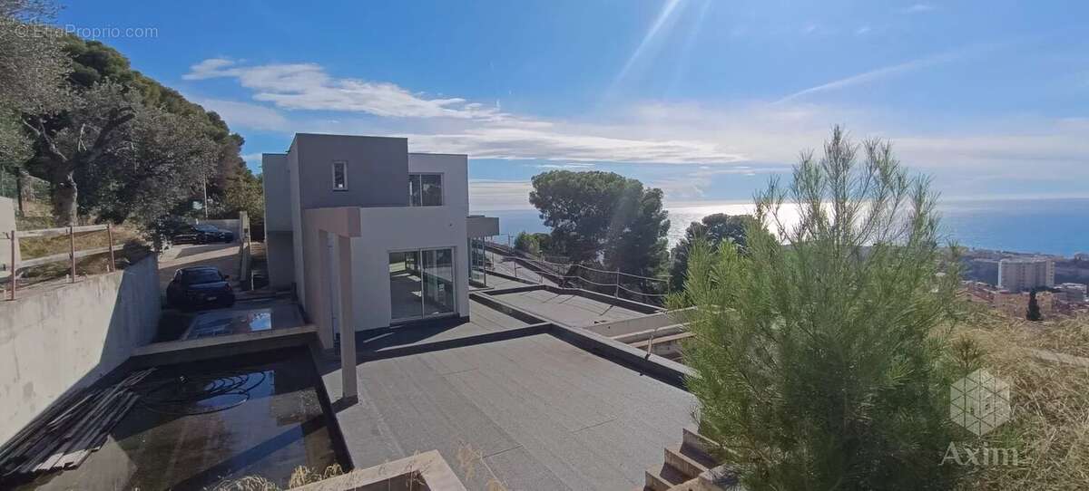 Maison à BEAUSOLEIL