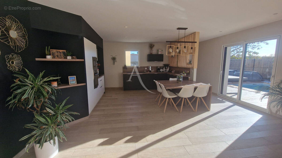 Maison à SAINTE-FOY