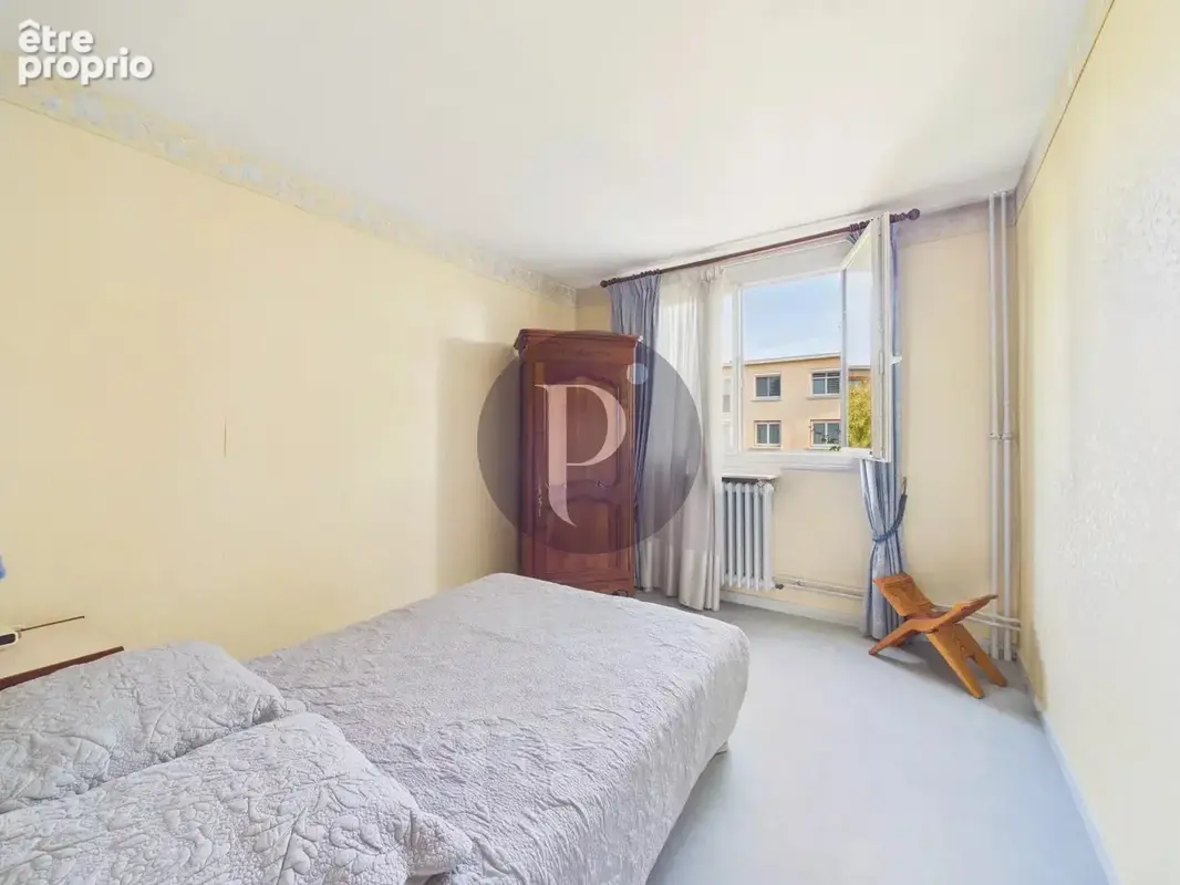 Appartement 4 pieces avec balcon et box - photo 6