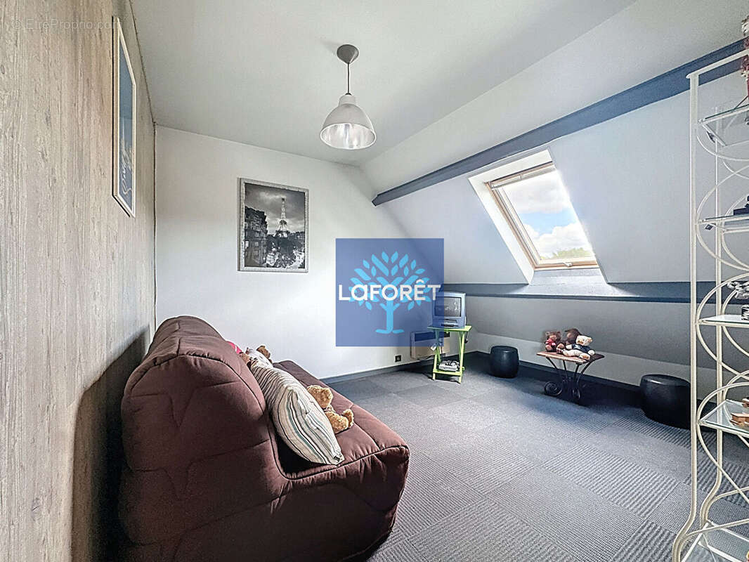 Maison à CHILLY-MAZARIN