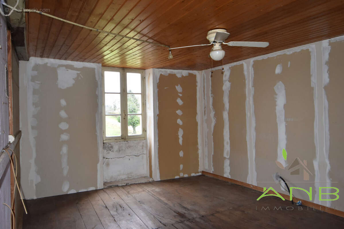 Maison à LE LINDOIS