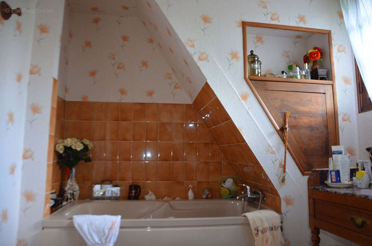 Maison spacieuse à vendre à Tourville-la-Campagne - Un véritable coup de coeur ! - photo 8