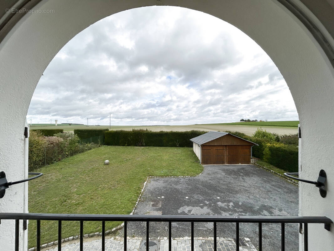 Maison à CHARMONT-SOUS-BARBUISE