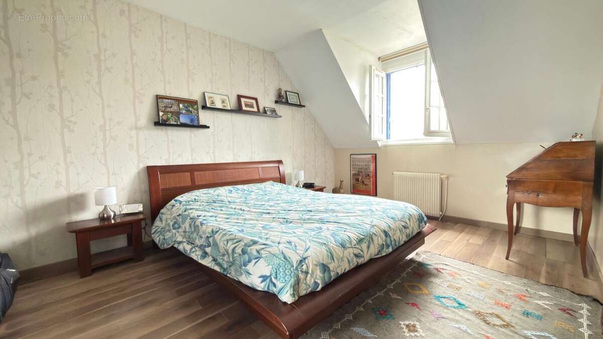 Maison à NEUILLY-SUR-MARNE