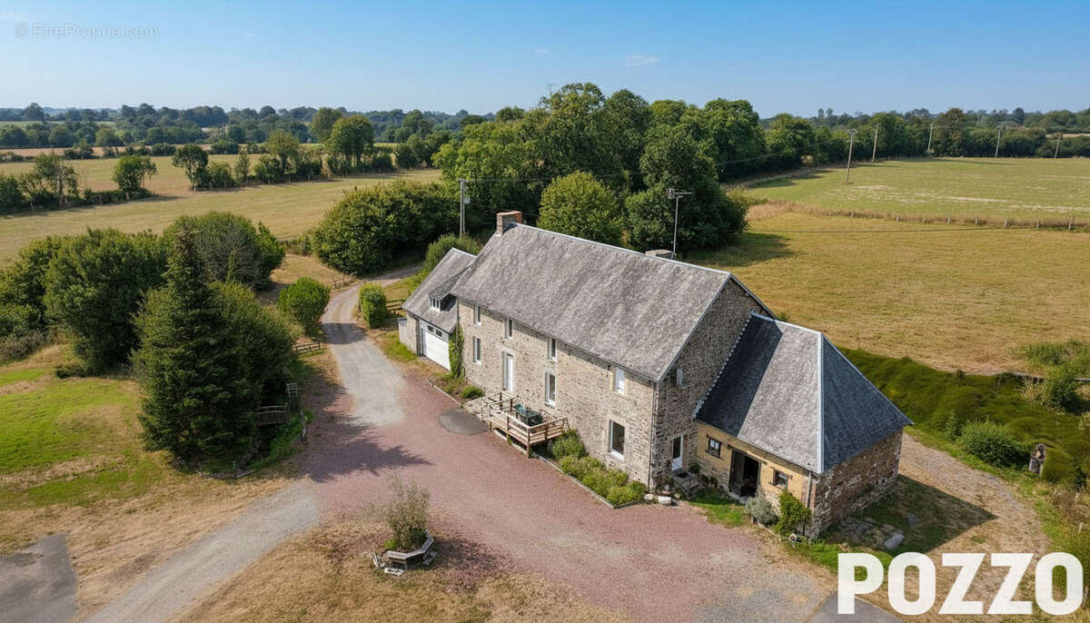 Propriété en pierre Quettreville sur sienne (50660) 8 pièces 216m² habitable 17000 m² terrain - photo 16