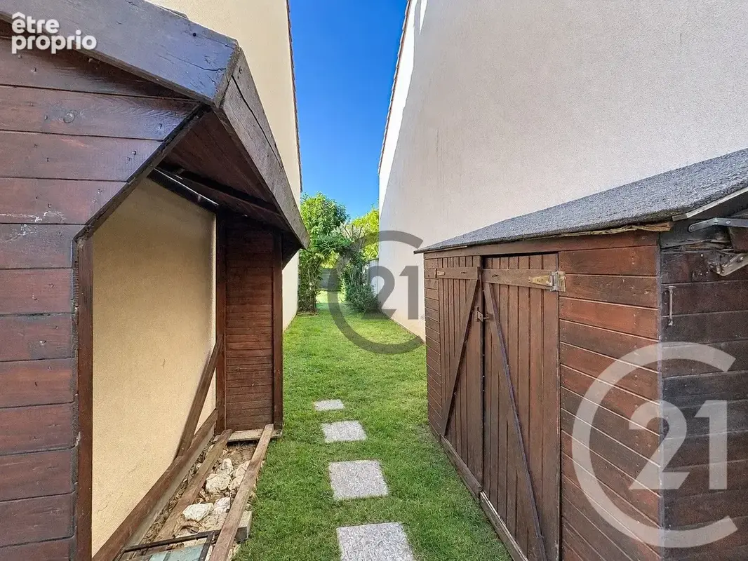 Maison 5 pièces 100 m² à vendre à Brie-Comte-Robert (77170) - photo 2