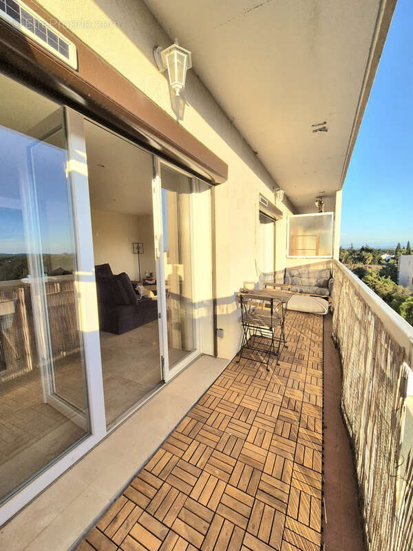 Appartement à HYERES