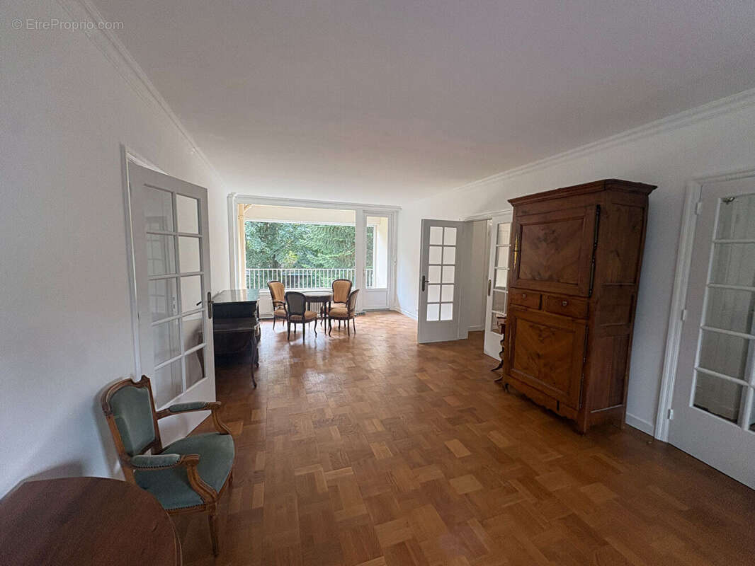 Appartement à LA MADELEINE