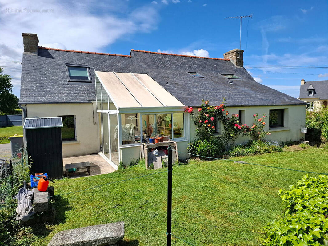 Maison à CAVAN