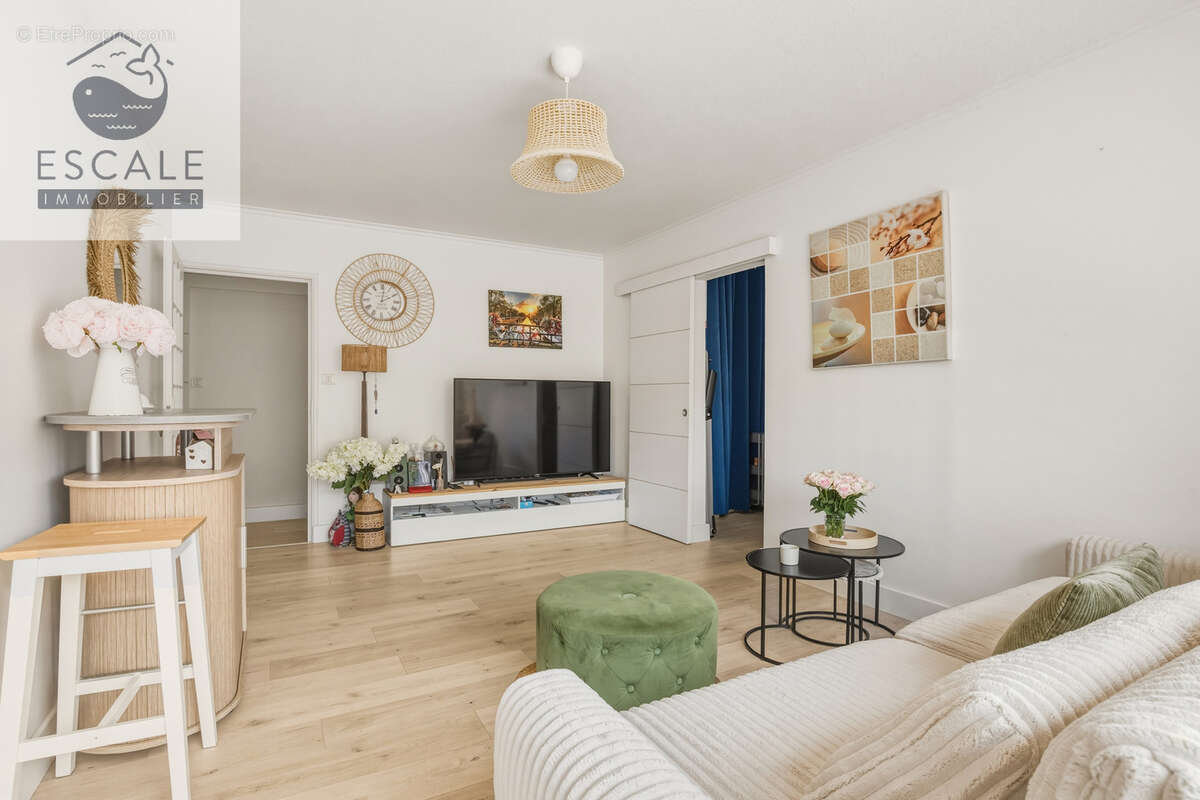 Vente type 3 refait a neuf + parking + cave quartier les metairies a sete - photo 9
