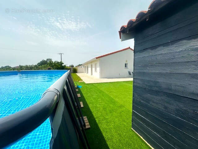 Maison à SAINT-HILAIRE