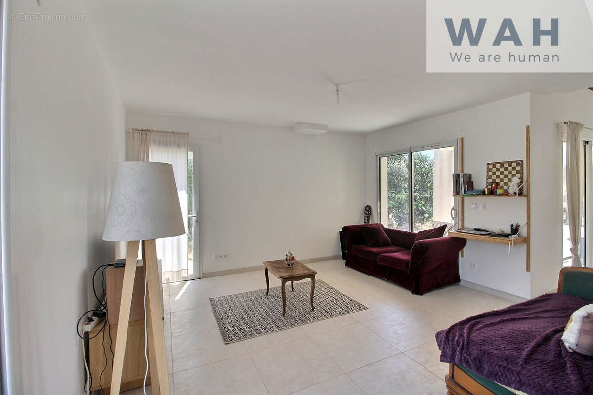 Vente maison 4 pieces, garage - viols-le-fort (34380) - photo 2