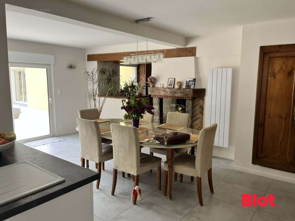 Maison à LA MEZIERE