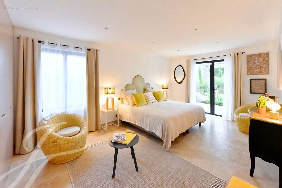 Maison à EYGALIERES