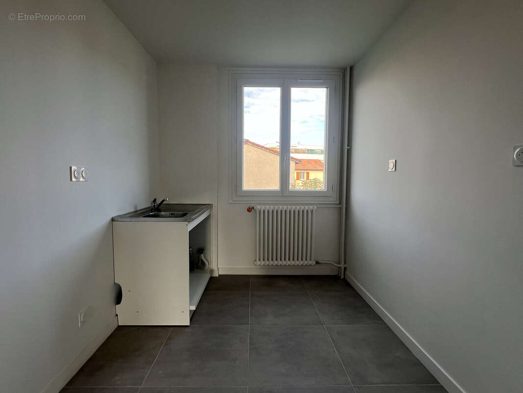 Appartement à VAULX-EN-VELIN