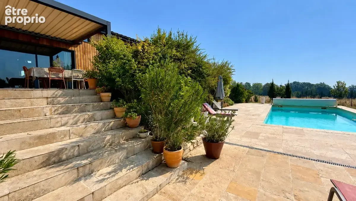 Villa contemporaine T6 avec piscine à moins de 10 minutes de CAHORS - photo 3
