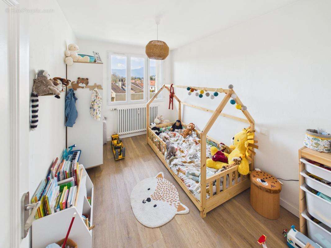 Appartement à BARBERAZ