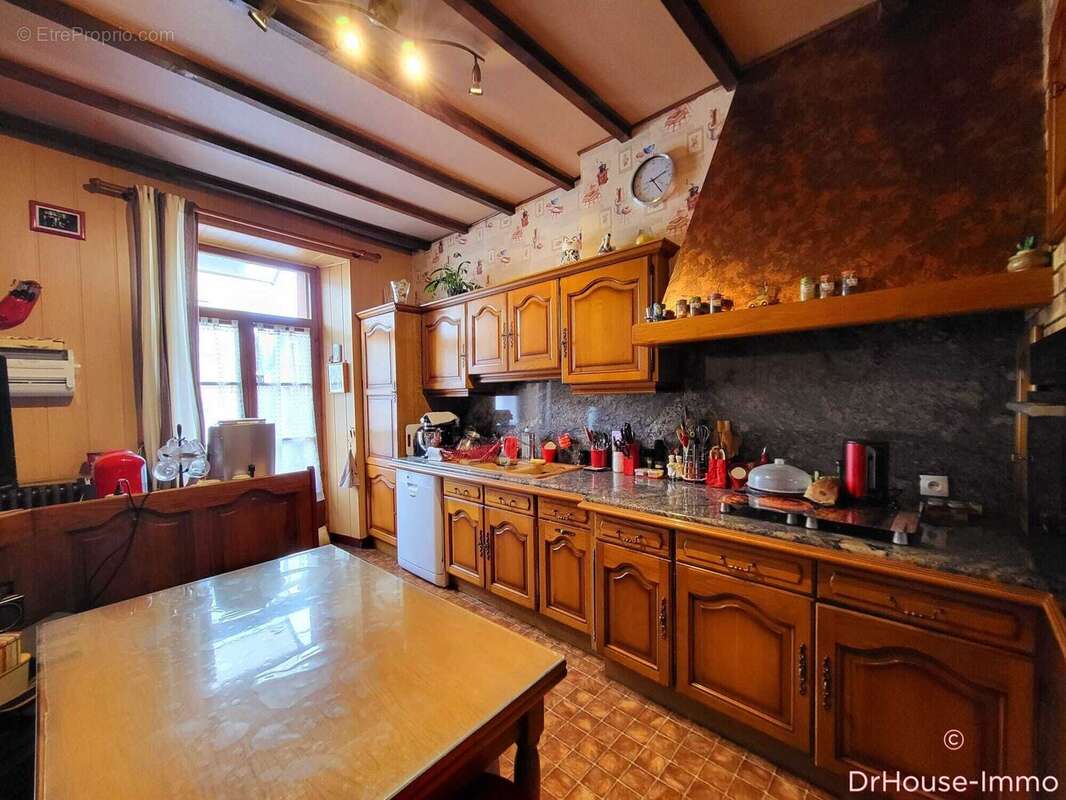 Appartement à CRAPONNE-SUR-ARZON