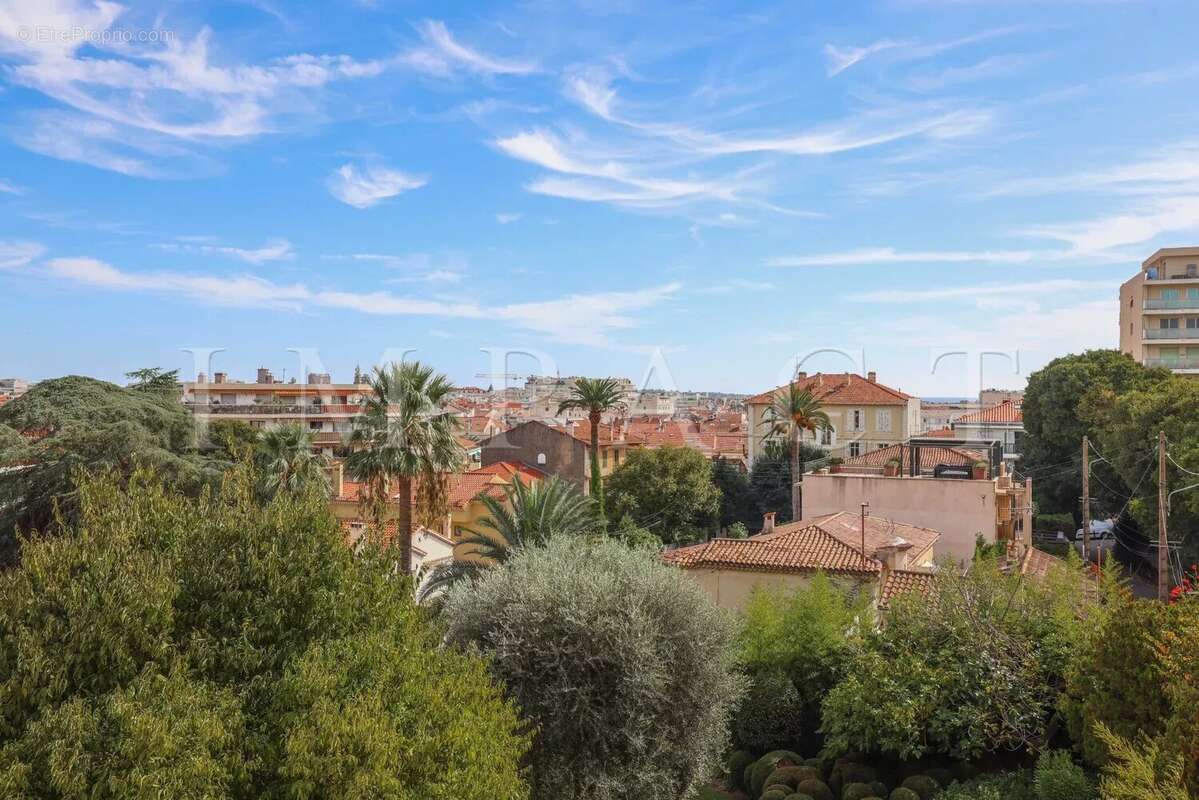 Appartement à CANNES