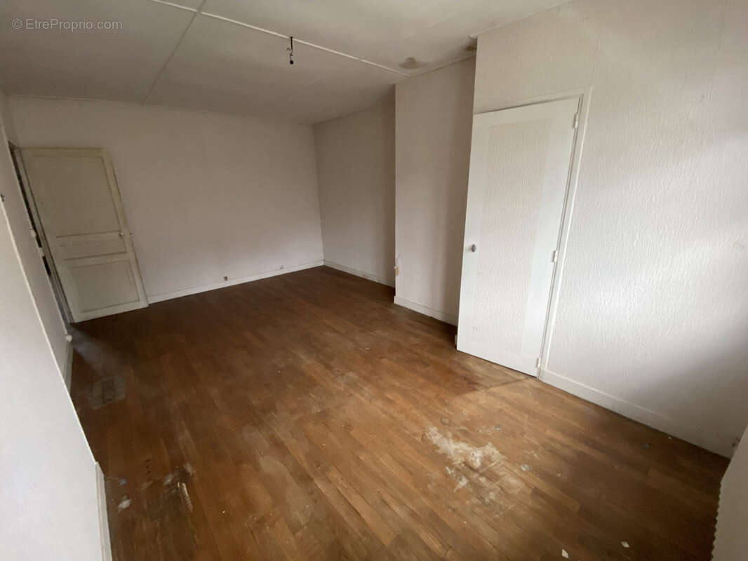 Maison de ville à rénover ! - photo 14