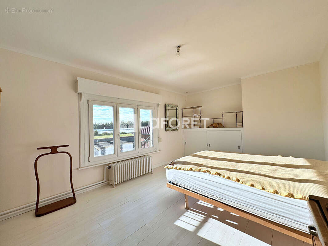 Maison à SIN-LE-NOBLE