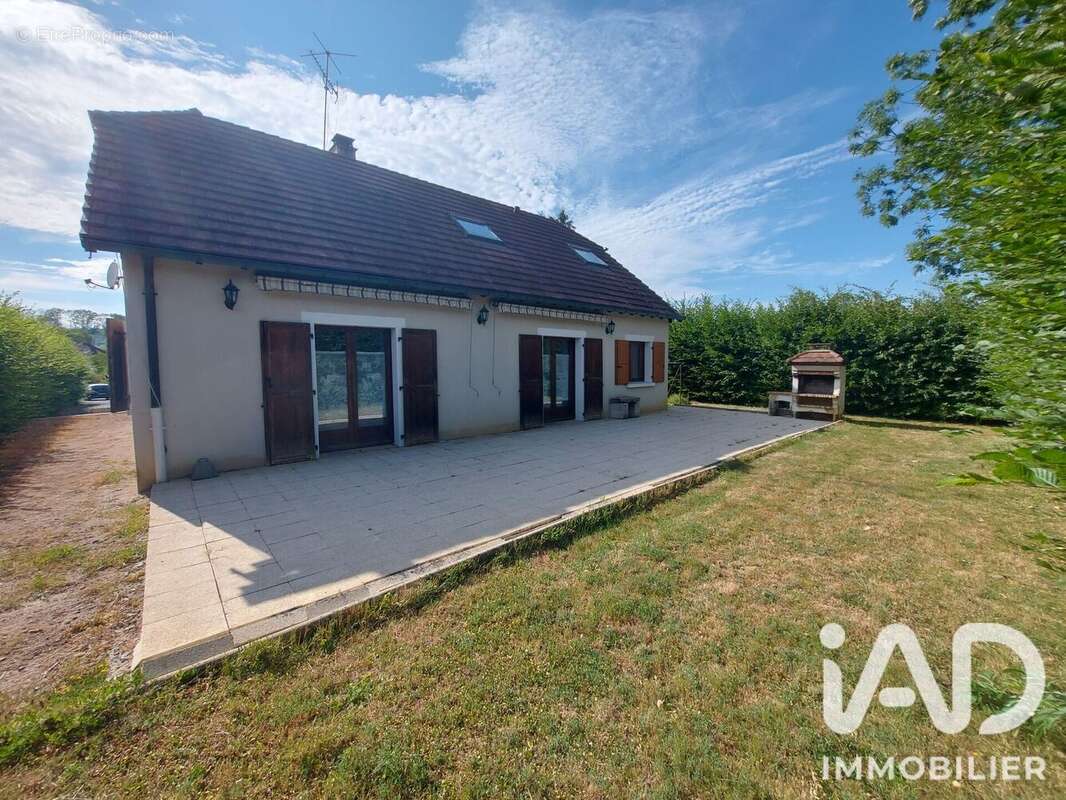 Maison 141 m² à Dompierre-Sur-Mont  - photo 5