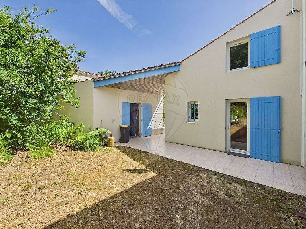 Maison à LES MATHES
