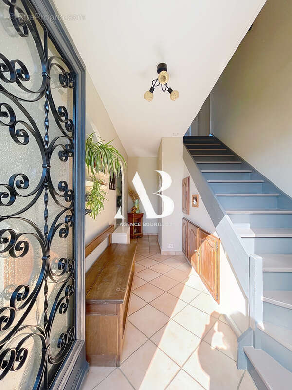 Maison à LA CHAPELLE-RABLAIS