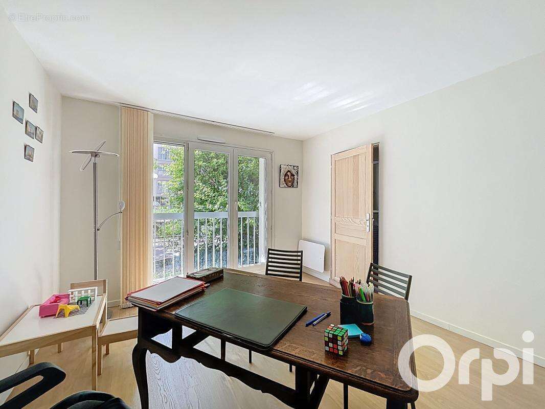 Appartement à LONGJUMEAU