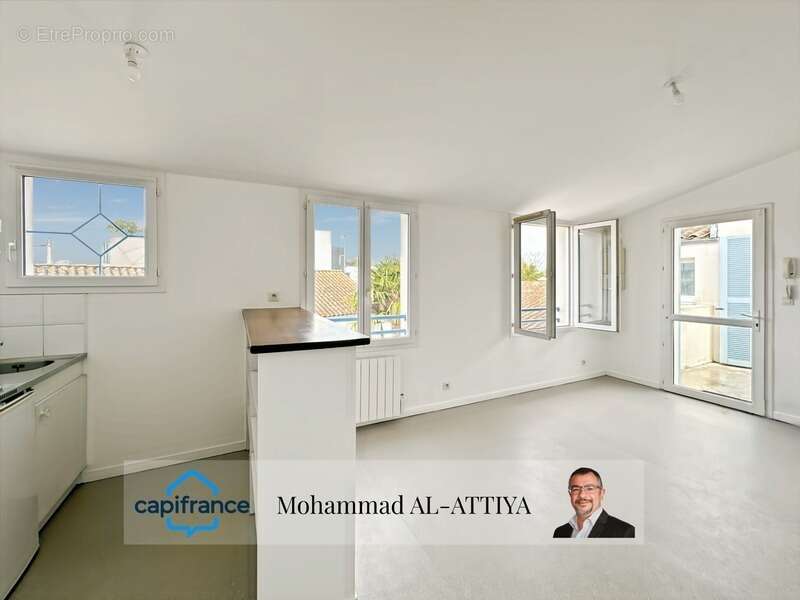 LA ROCHELLE, quartier Porte Royale, Appartement à vendre 2 pièces 40m2, local à vélos, parking - photo 2