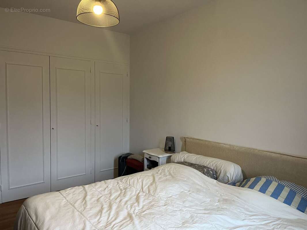 R+1 - Chambre 2 - Maison à SAINT-CERE