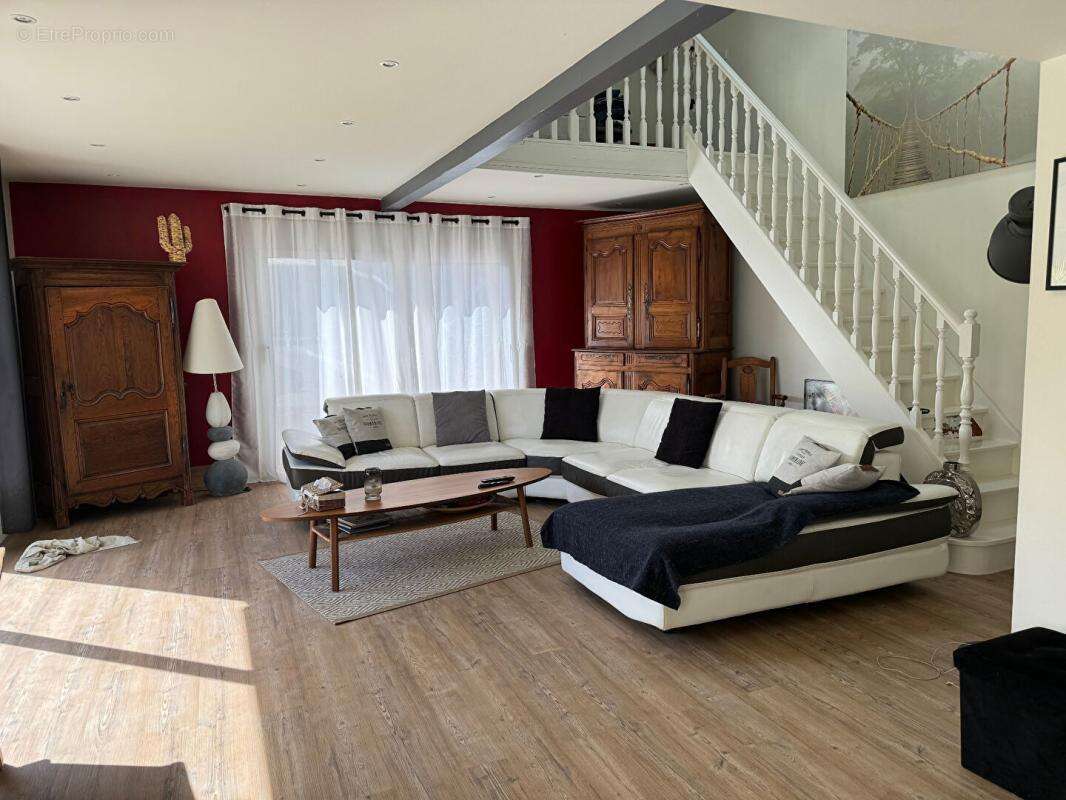 Maison à YVRAC