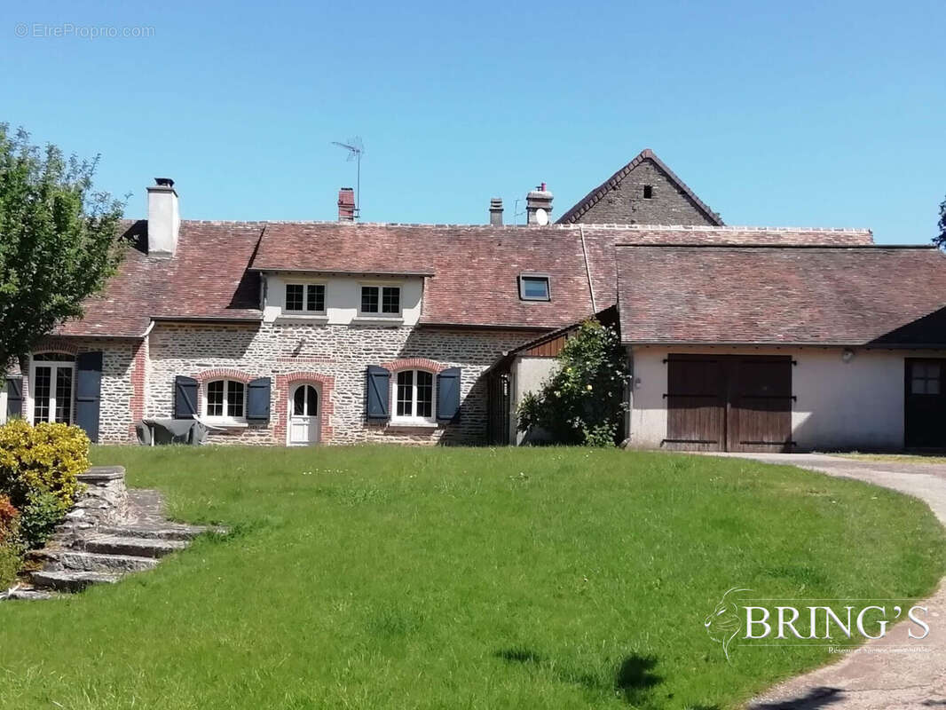 Maison à CONDE-SUR-SARTHE