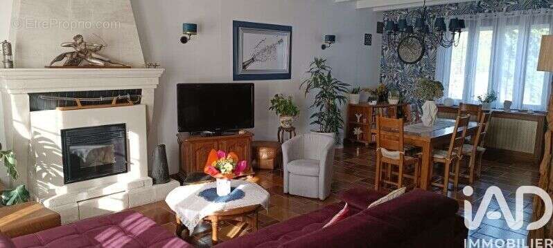 Photo 3 - Maison à COURTISOLS