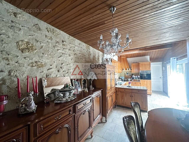 Maison de ville 2 chambres centre Langon - IDÉAL POUR UN INVESTISSEUR - photo 3