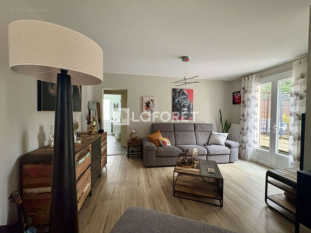 Maison à MESCHERS-SUR-GIRONDE