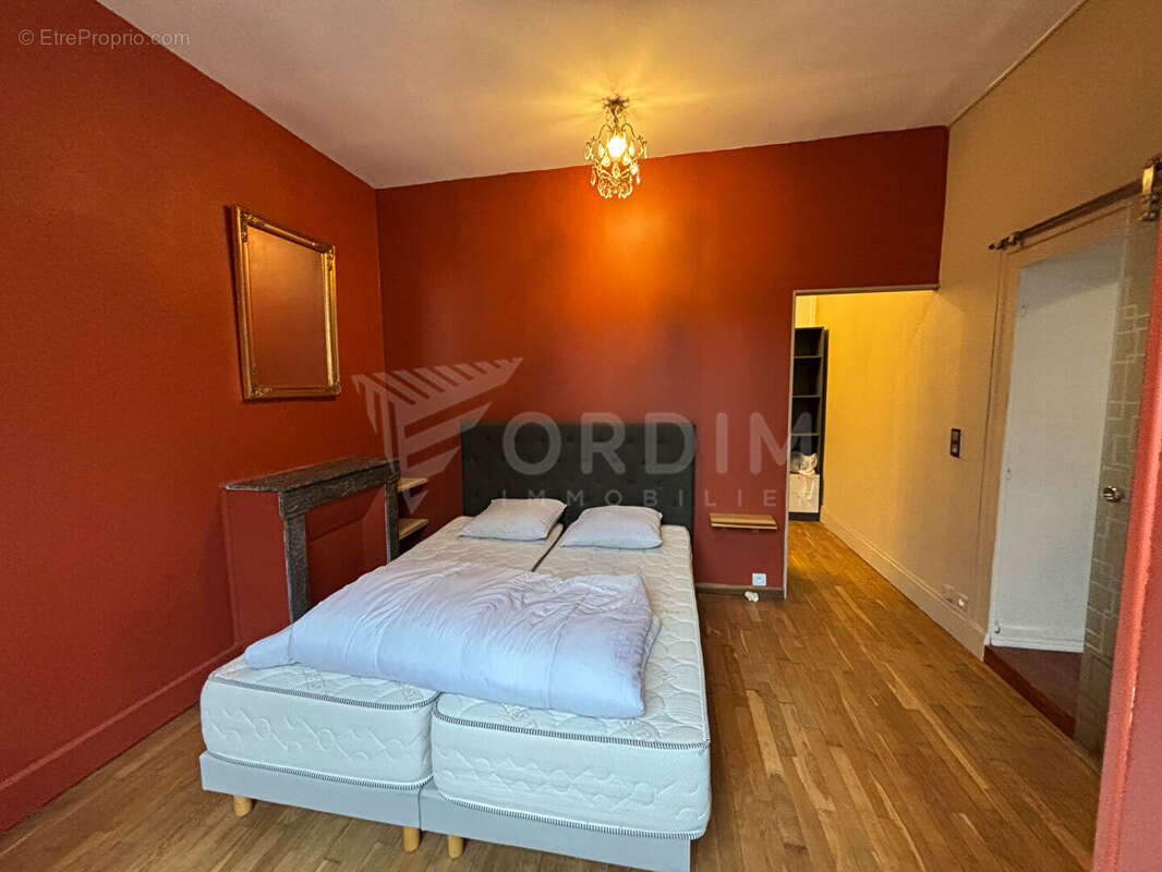 Maison à SAINT-MARTIN-SUR-ARMANCON