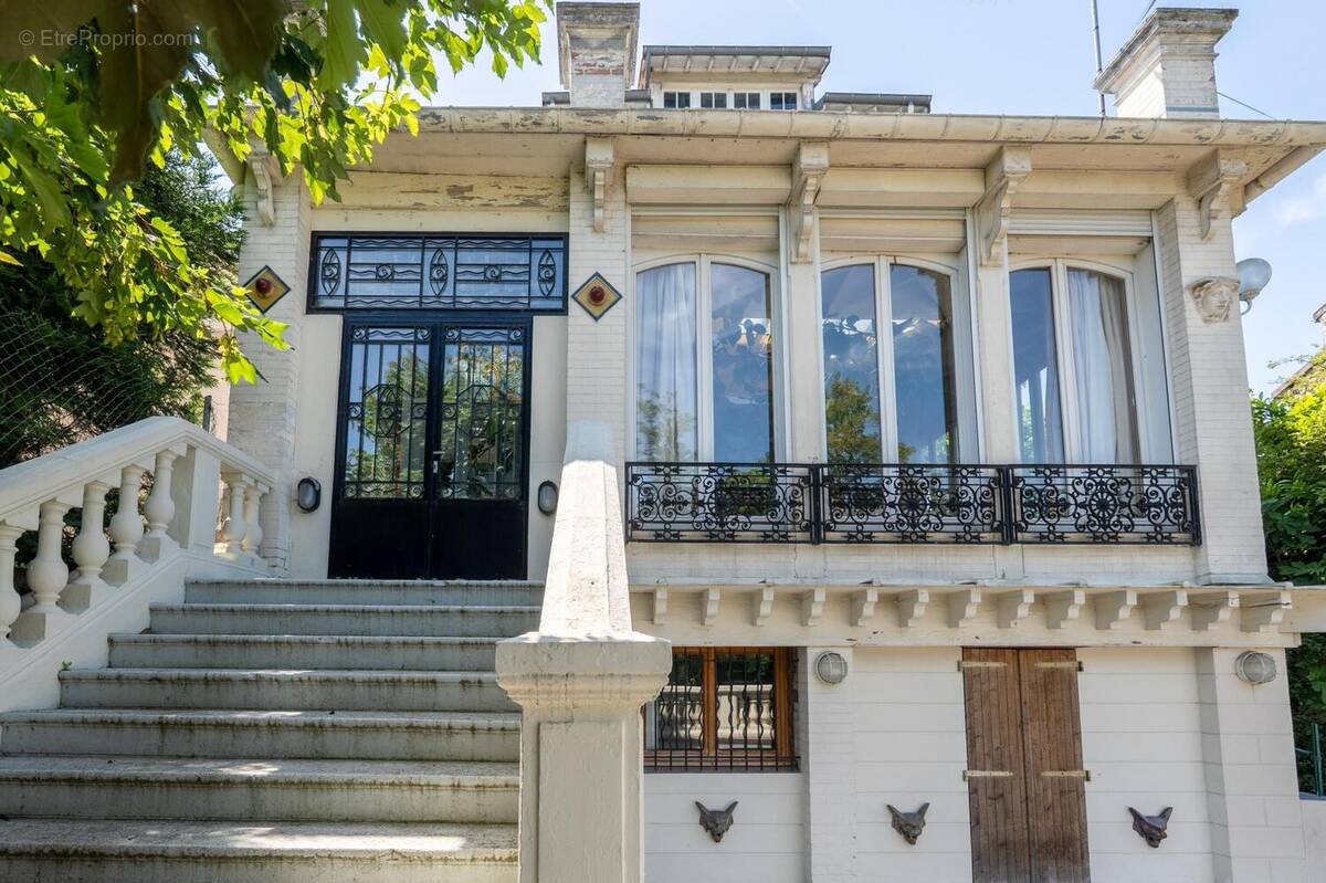 Photo 1 - Maison à SAINT-MAUR-DES-FOSSES