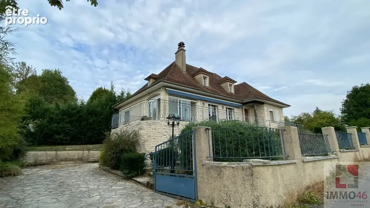 Maison 5 pièces 130 m² à vendre à Alvignac (46500) - photo 2