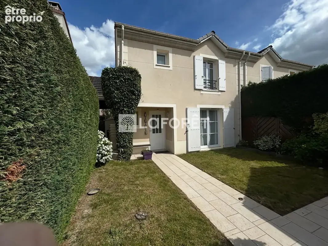 Maison à BAILLY-ROMAINVILLIERS
