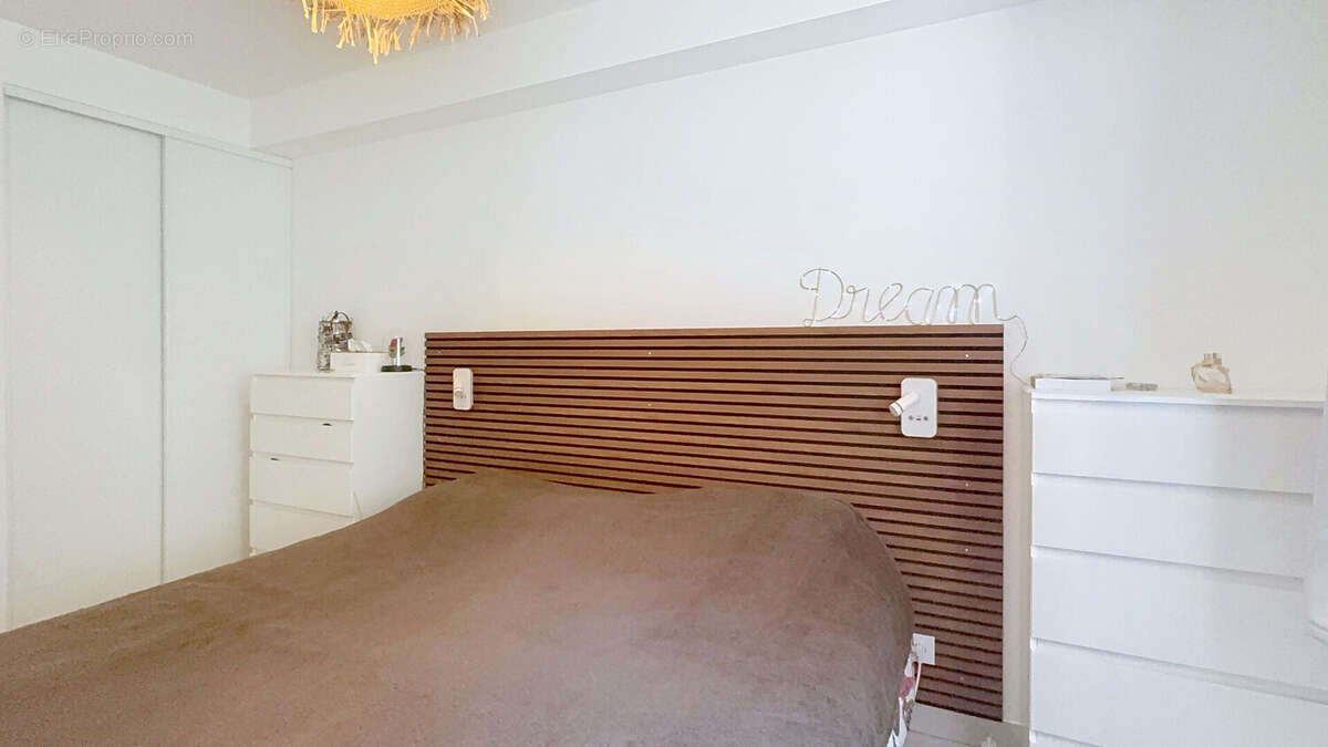 Appartement à VILLENEUVE-LOUBET