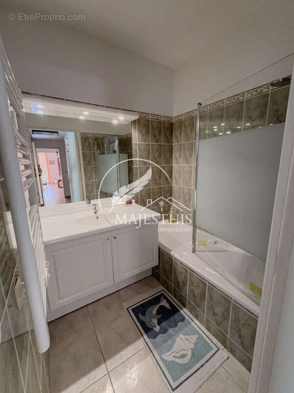 Appartement à HYERES
